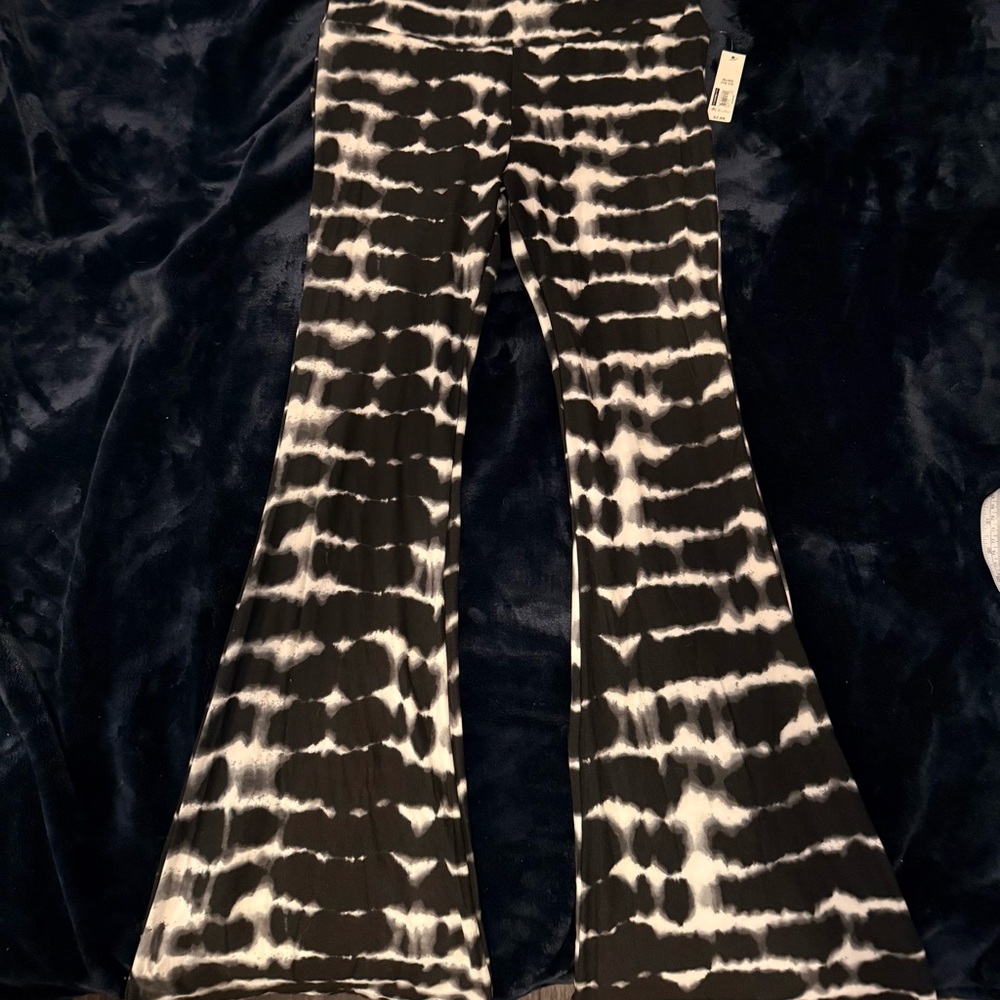 No Boundaries Black and White Tie-Dye Leggings
